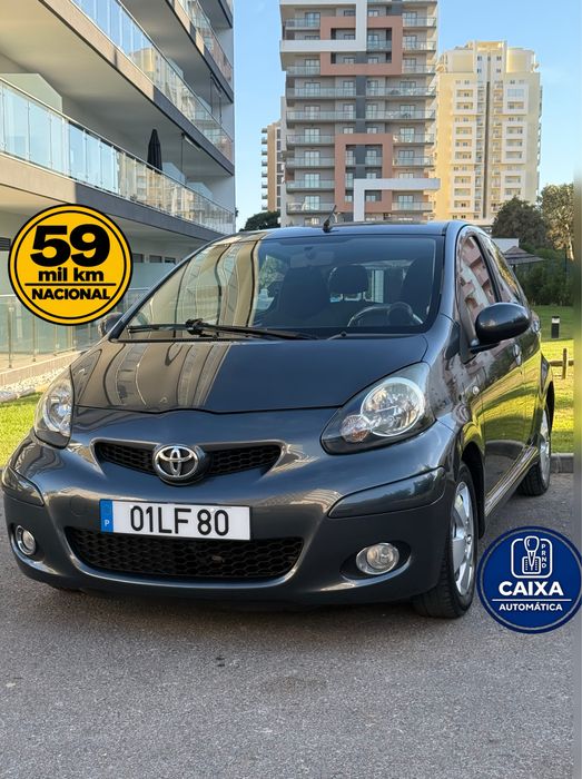 Toyota Aygo Automático • Apenas 59 mil km c/ histórico • Full Extras • Embreagem Nova • AC • Nacional