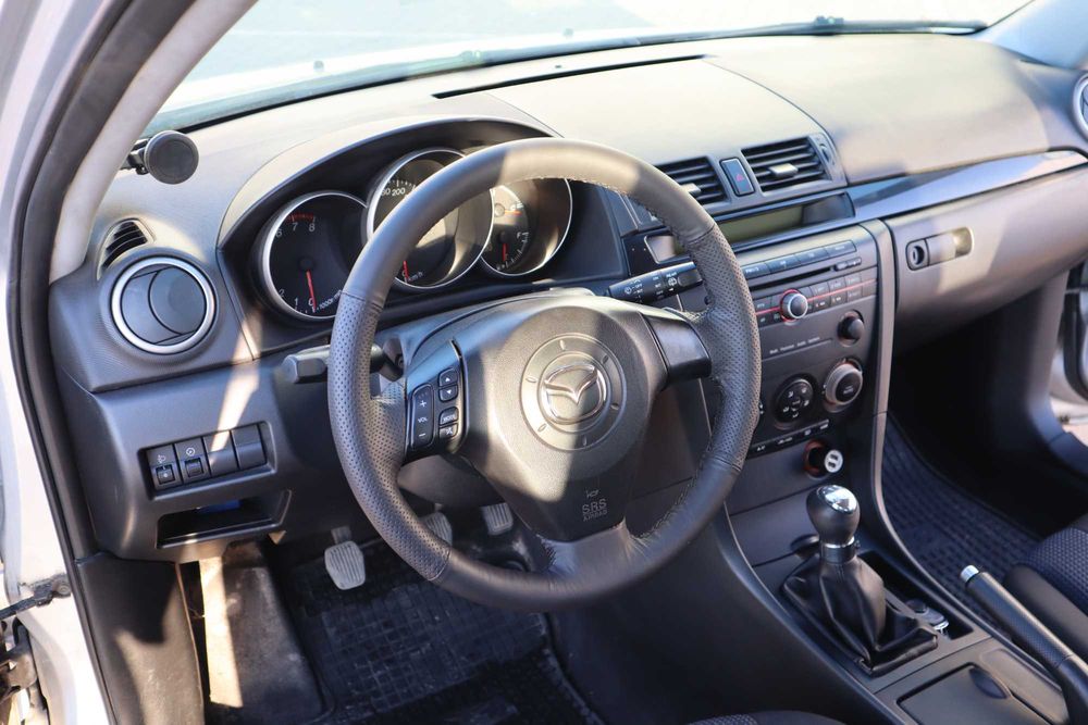 Продам Авто Mazda3 2005