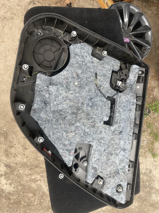 Дверні карти Tesla model s
