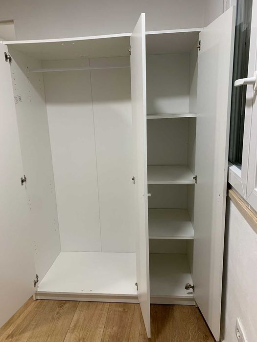 Móveis brancos da Ikea.