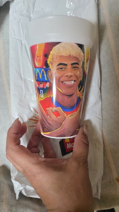 Copo yamal McDonald's