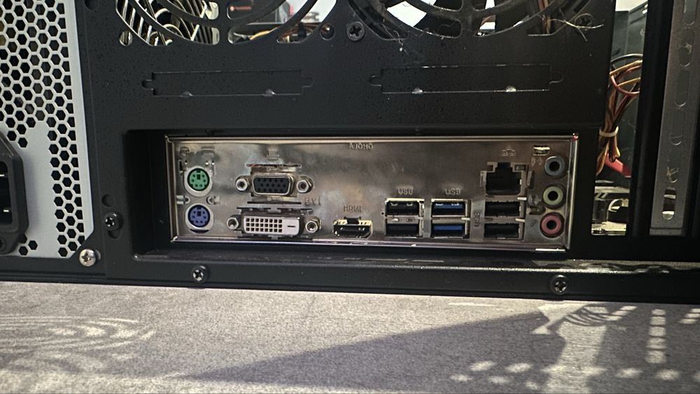 Płyta główna Asrock B85 PRO4 + 16gb ram
