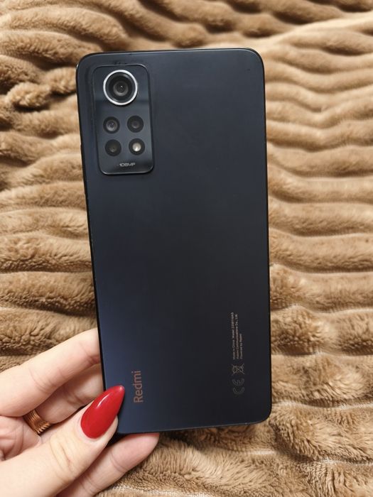 Продам телефон Xiaomi Redmi Not 12 pro 8/256
Чохли у подарунок 
Ціна 6