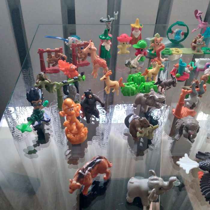 Figurki, zabawki z Kinder niespodzianki 72szt zestaw