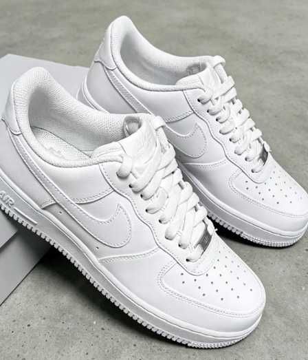 Buty Nike Air Force 1 Low '07 White R. 38