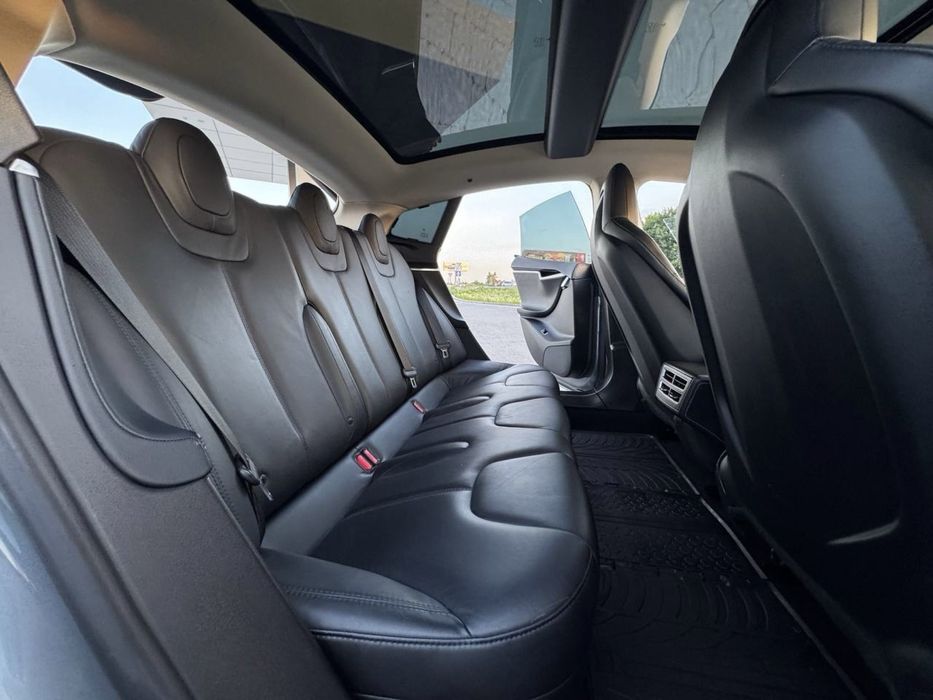 Tesla Model S 85 kWh