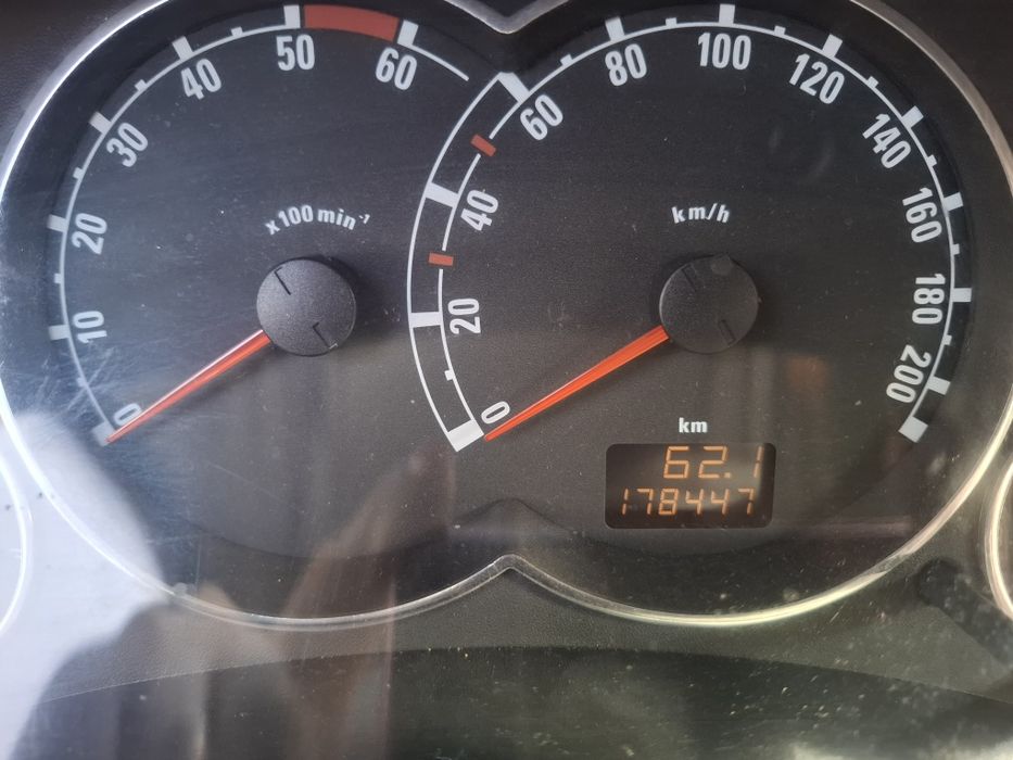 Sprzedam  samochód Opel Meriva 1.3 cdti