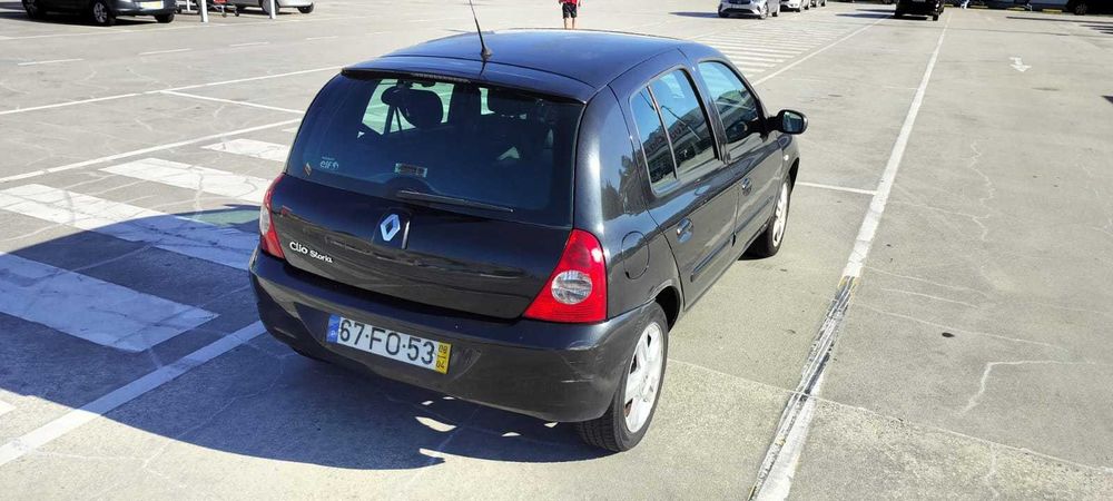 Renault Clio II 1.2 Gasolina