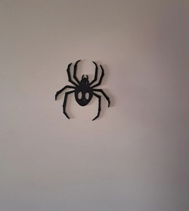 Logo ozdoba dekoracja pająk gugu