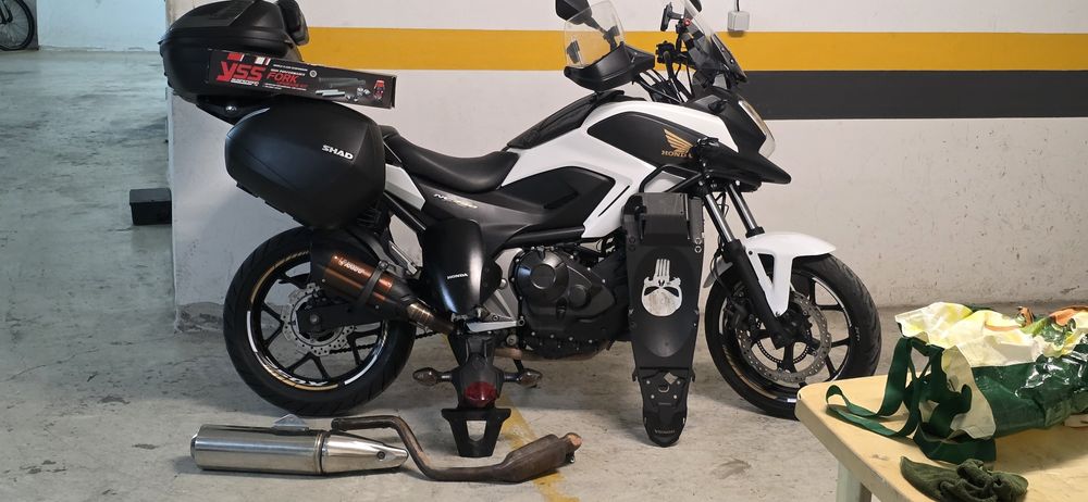 NC750X em optimo estado