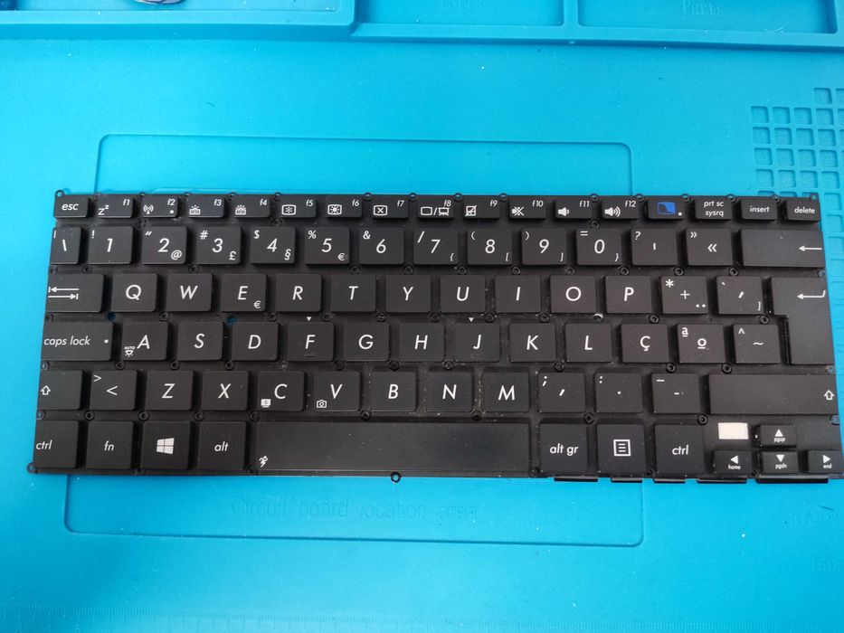 Motherboard ASUS TAICHI21 I7-3537U 4 GB