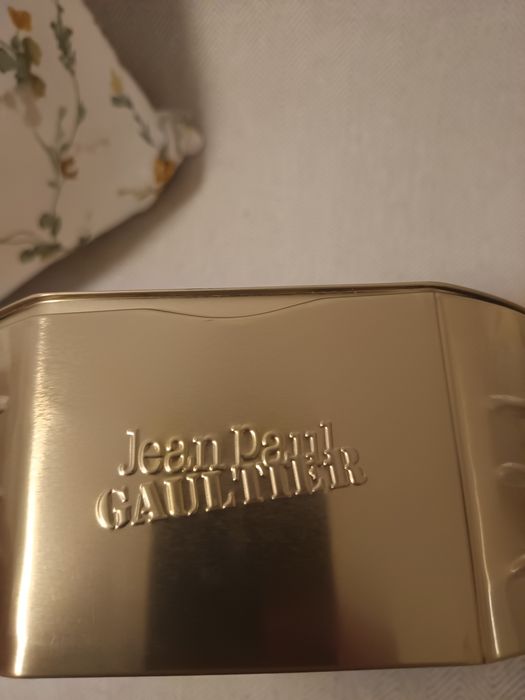 Caixa de metal Jean Paul Gautier