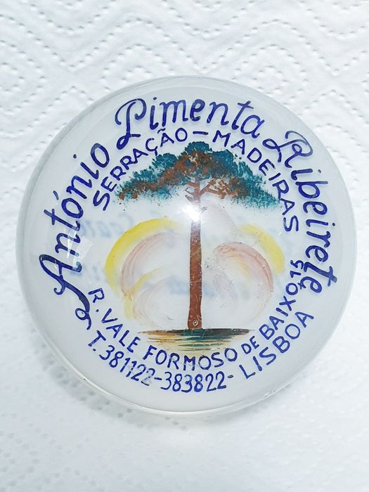 Fantástico pisa papel publicitário em vidro artístico português