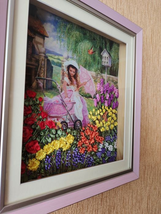 Вышитые картины в рамках