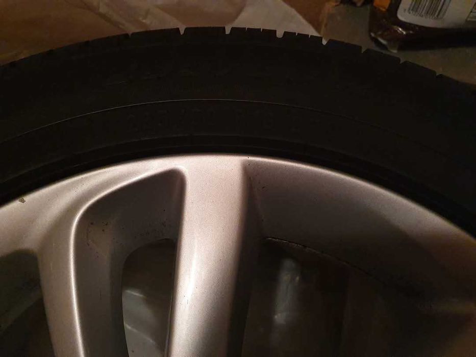 Pneus Pirelli com jante 18 Infiniti