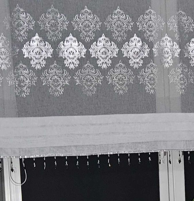 świetny panel z zakładkami, biało - srebrny, koraliki