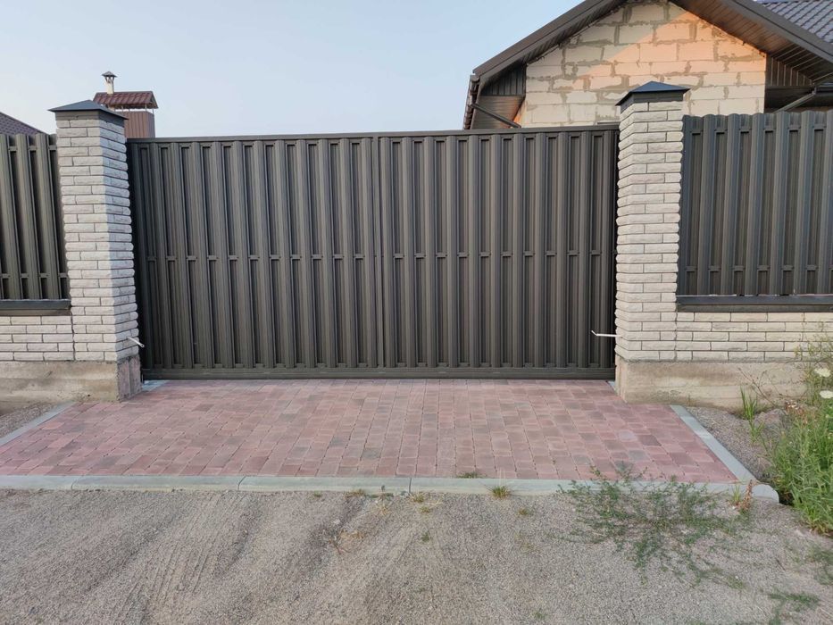 Штакетник Штахетник Паркан з Штахети Металеві