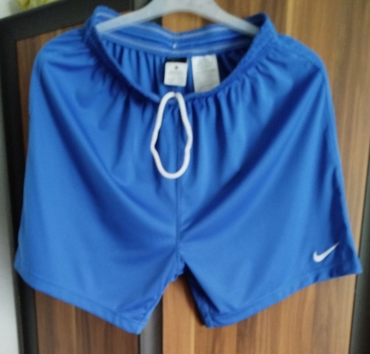 Spodenki krótkie męskie Nike rozmiar L stan idealny