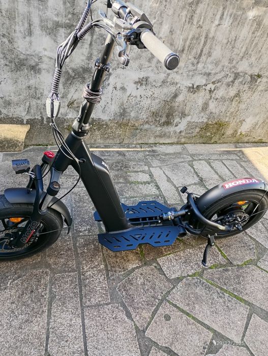 Trotinete nova muito top