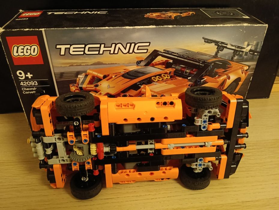 LEGO Technic- 42093 Chevrolet Corvette ZR1