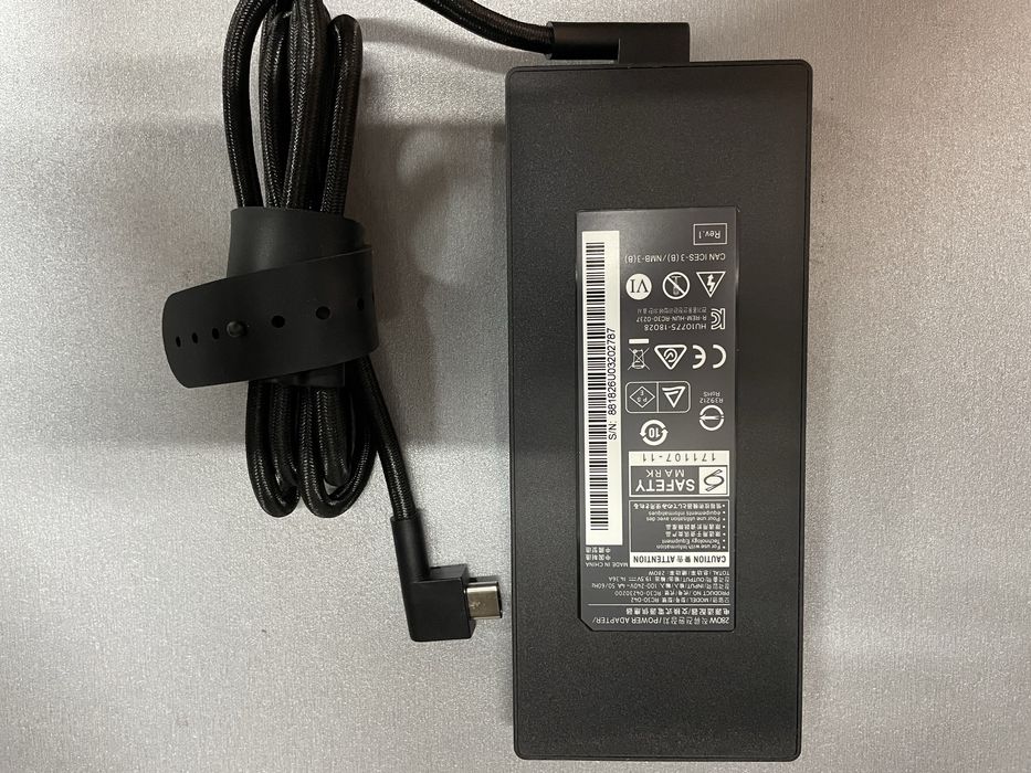 Зарядні пристрої до ноутбуків Asus/Acer/Razer/Lenovo/Del/Msi 200-330w