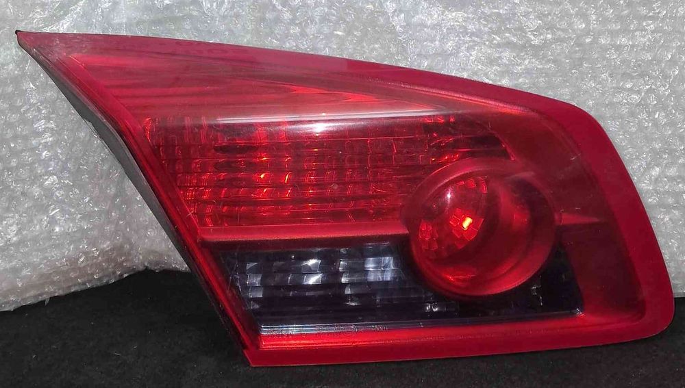 Farolim da Mala Esquerdo 8200014362 - RENAULT VEL SATIS