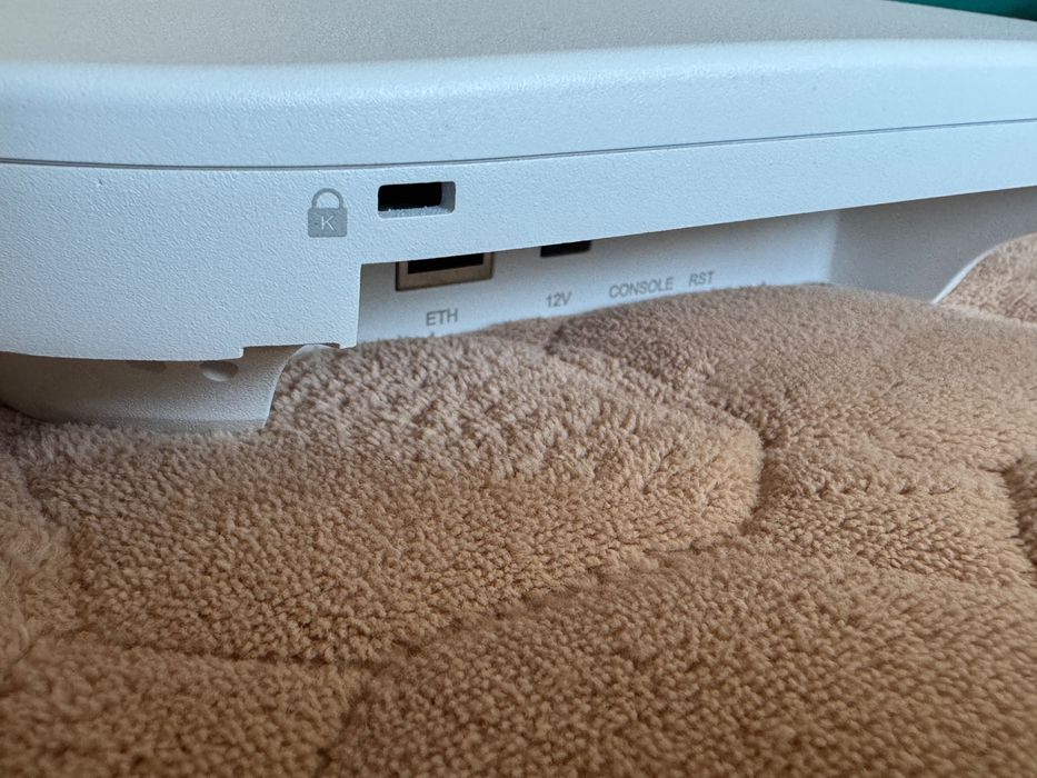 точка доступу PoE Access Point WiFi 7 2,4 ГГц + 5 ГГц + 6 ГГц