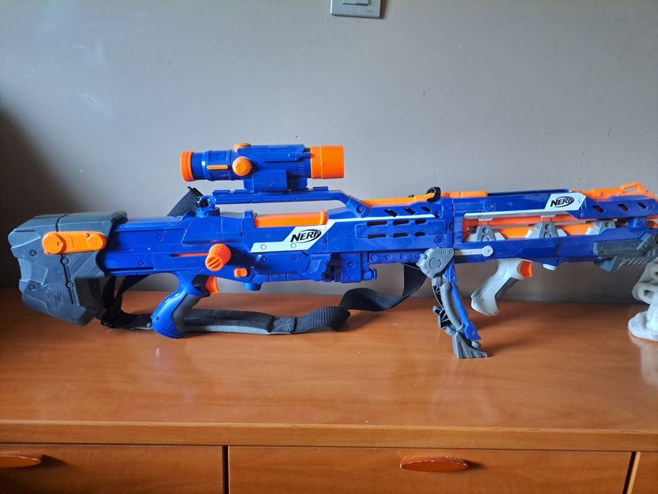 Coleção Nerf  (8 armas+dardos e colete)