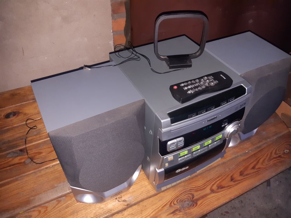 Radio  wieża Philips