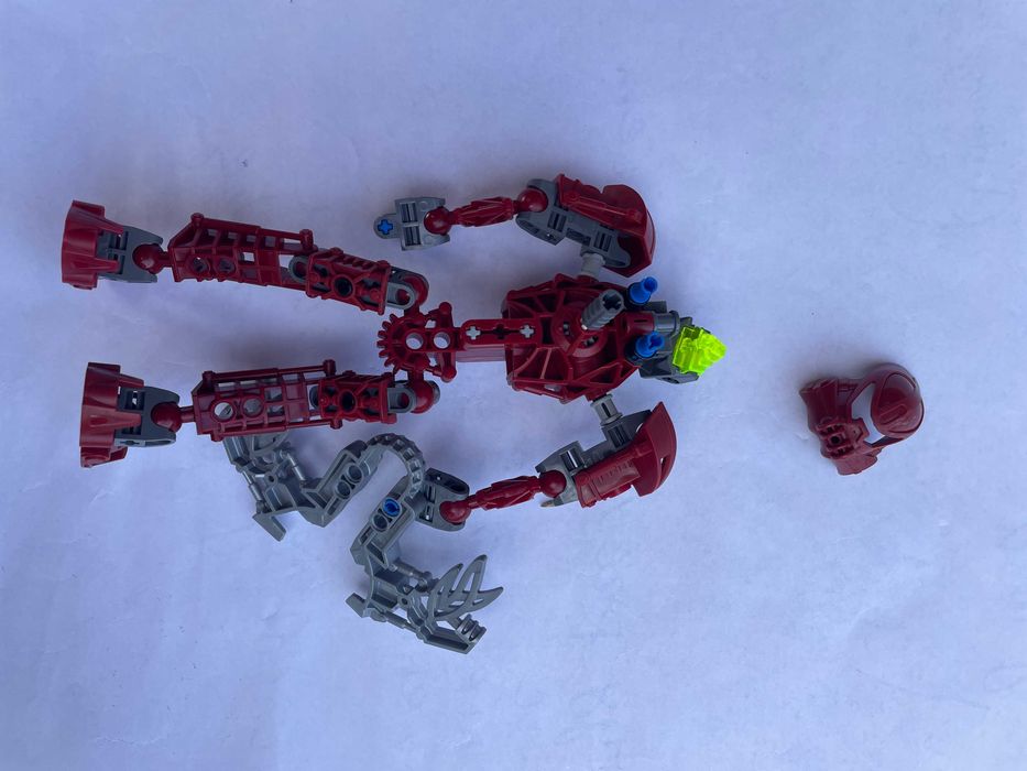 LEGO Bionicle 8601 – Vakama (2004) | Toa Metru G1 / Lider