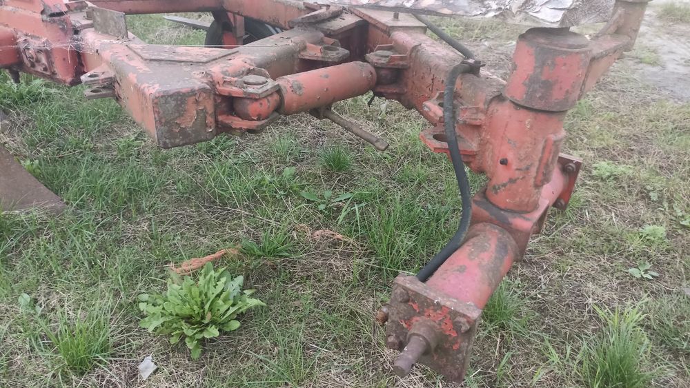 Плуг унія UNIA 5 корпусів