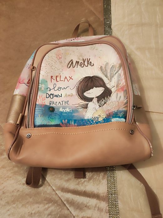 Mochila escolar  ANEKKE