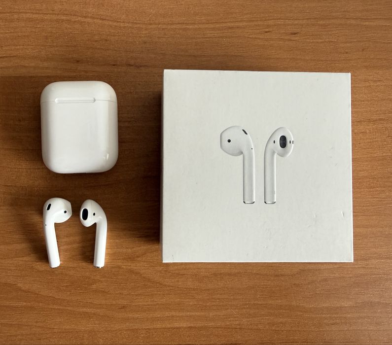 Оригінальні Apple AirPods 2 покоління