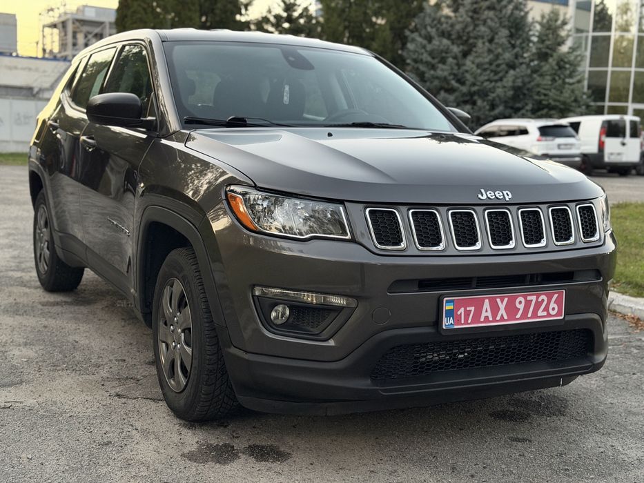Продам Jeep Compass