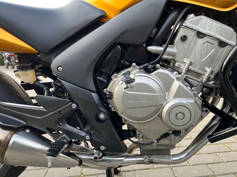 Honda Cbf 600 w bardzo ładnym stanie