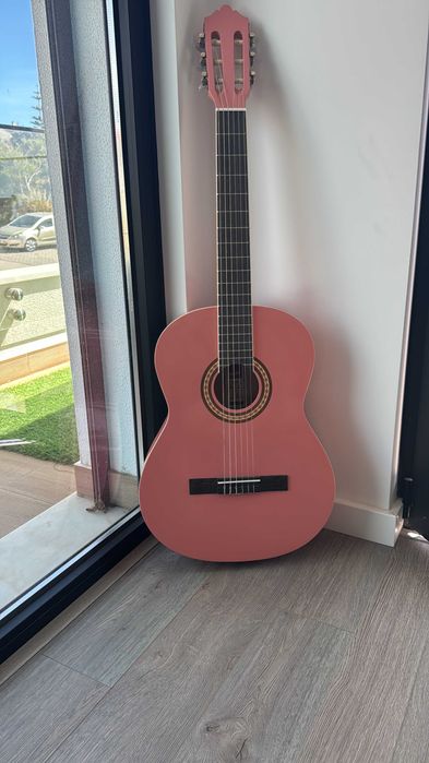 Violão acústico rosa para venda!