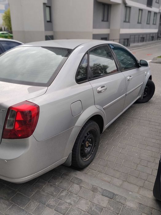 chevrolet lacetti 1.6 газ-бензин 4 покоління