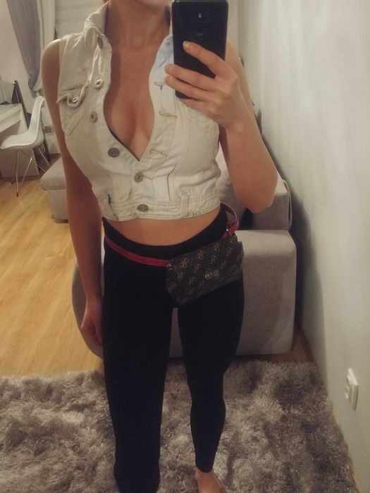 Jeansowa kamizelka zara