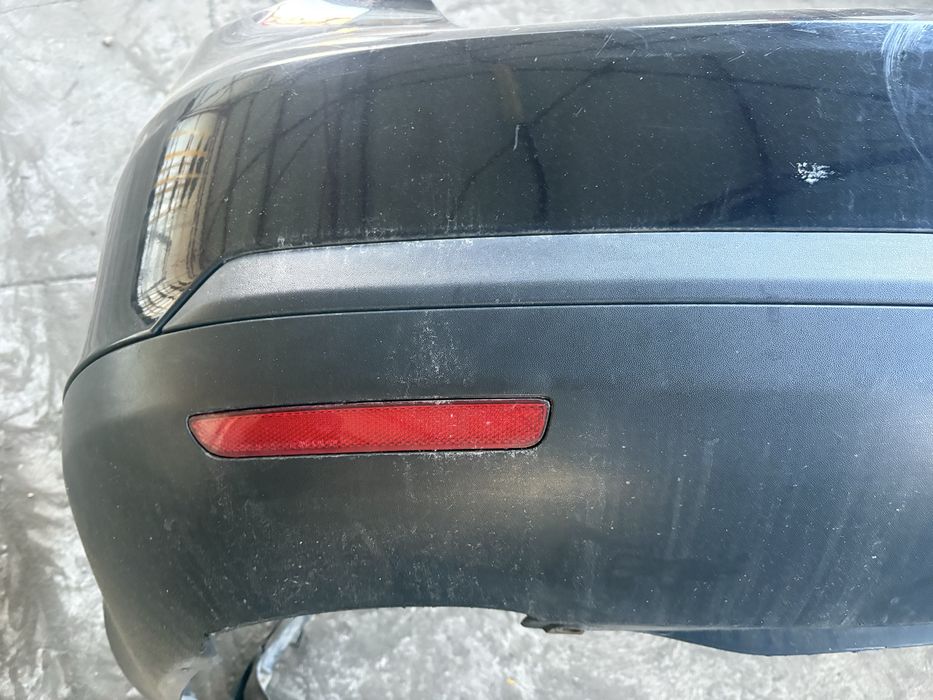 Zderzak  tyl Vw Jetta V
