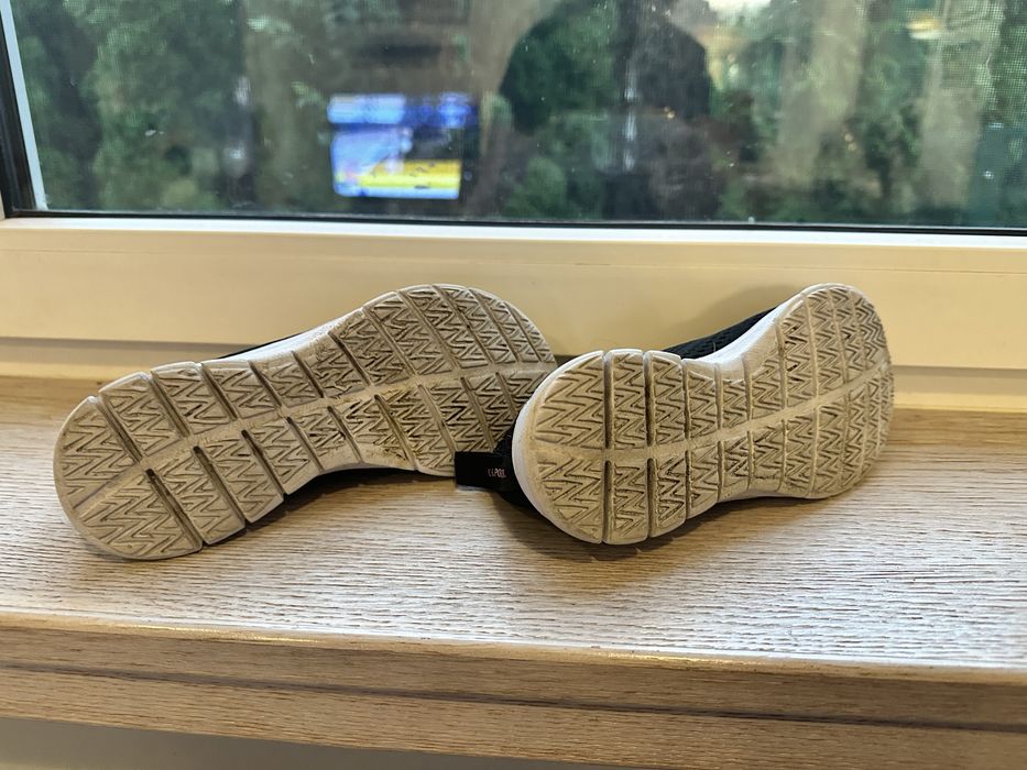 Miękkie sportowe buty US Polo Assn. Rozmiar 36