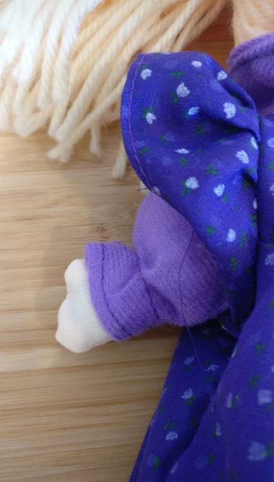 Boneca de Pano Decorativa – 31 cm | Pode Pendurar na Parede