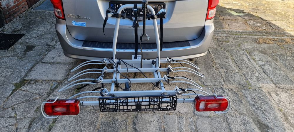 Bagażnik na 3 i 4 rowery