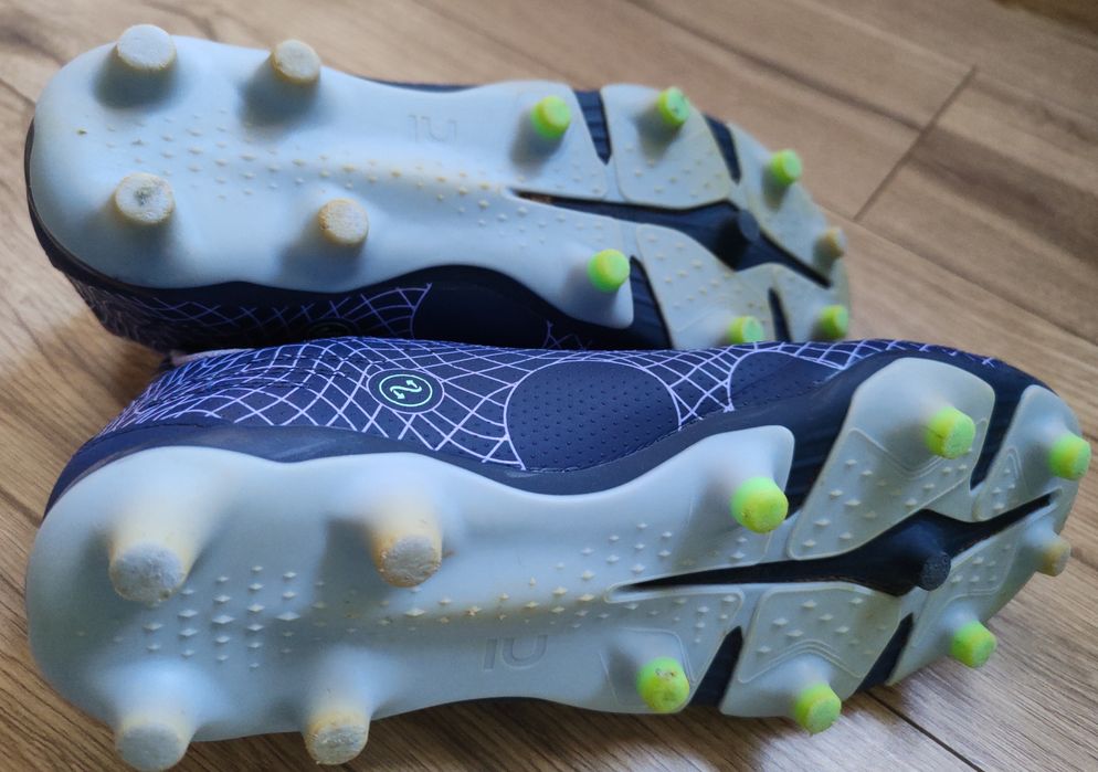 Buty piłkarskie Kipsta 37
