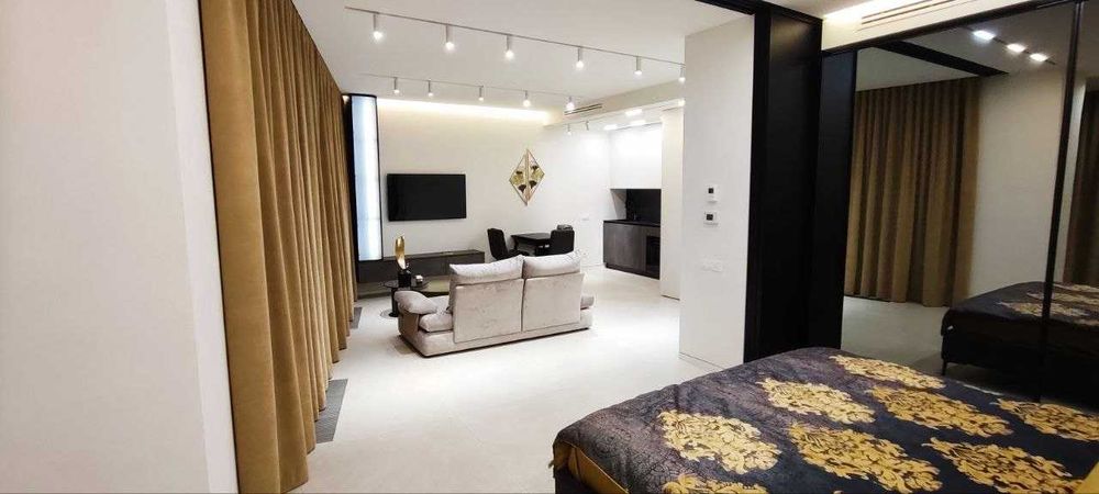 Квартира-трансформер (2к) в Taryan Tawers з видом на Батьківщину-матір