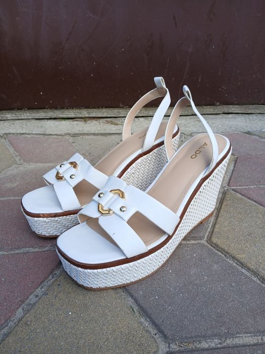 Босоніжки Aldo...