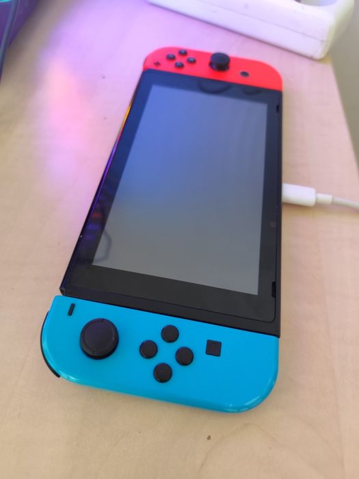 Nintendo Switch v2 Dobry Stan