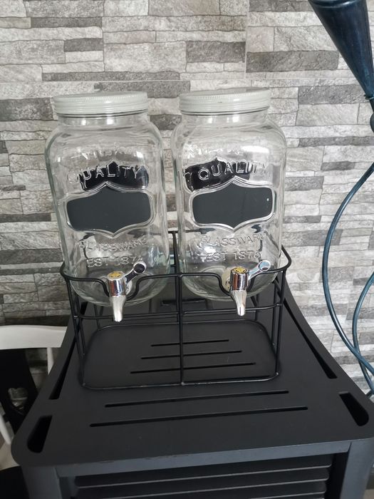 Dispensador de bebidas duplo