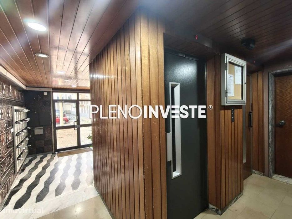 T2 totalmente remodelado em Corroios