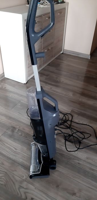 Odkurzacz myjący podlogi