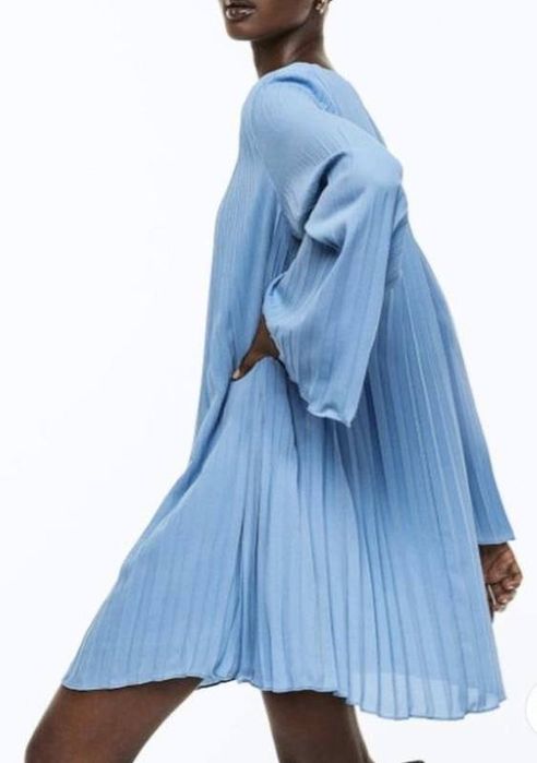 Сукня H&M небесного кольору